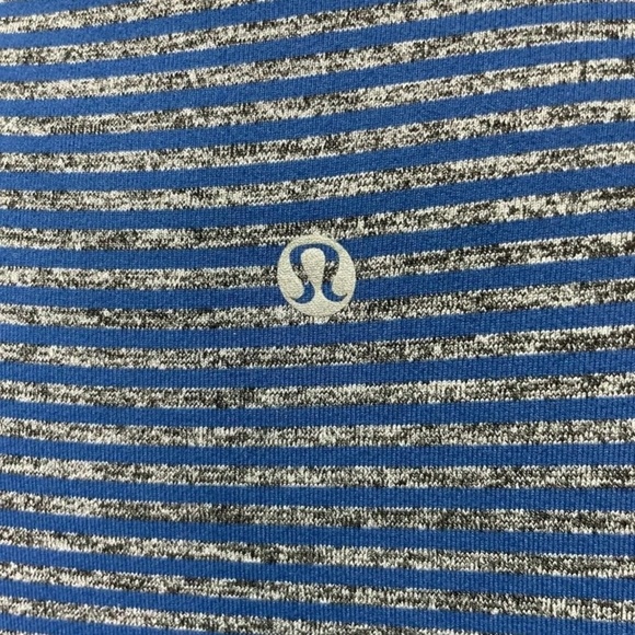 Lululemon Ice Queen TOP EUC Size 8 - Picture 9 of 13